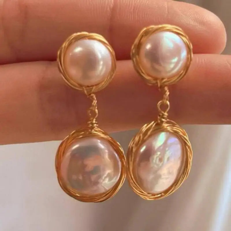 Natural white Baroque Pearl earrings pearls 18 K Silk Gold