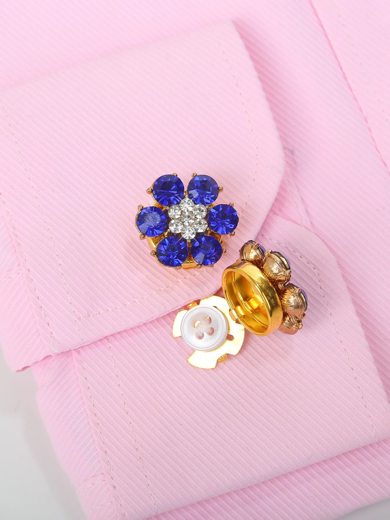 2pcs/set Flower Button Cufflinks