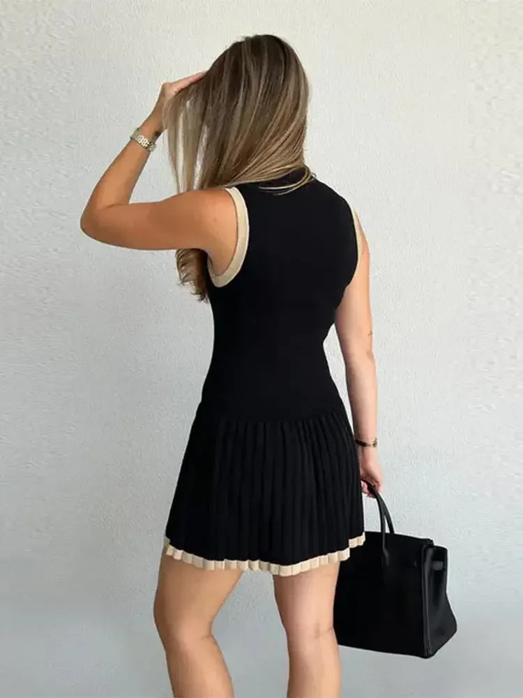 Knitted O-neck Mini Dress