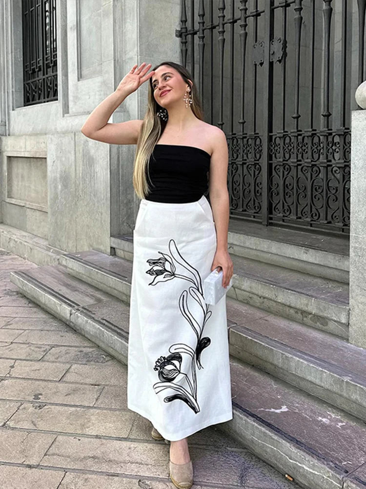 Fashion Embroidery Long Skirt