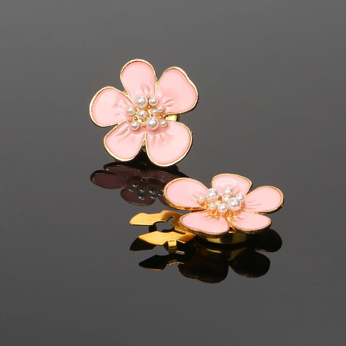 2pcs/lot Blossom Button Clip