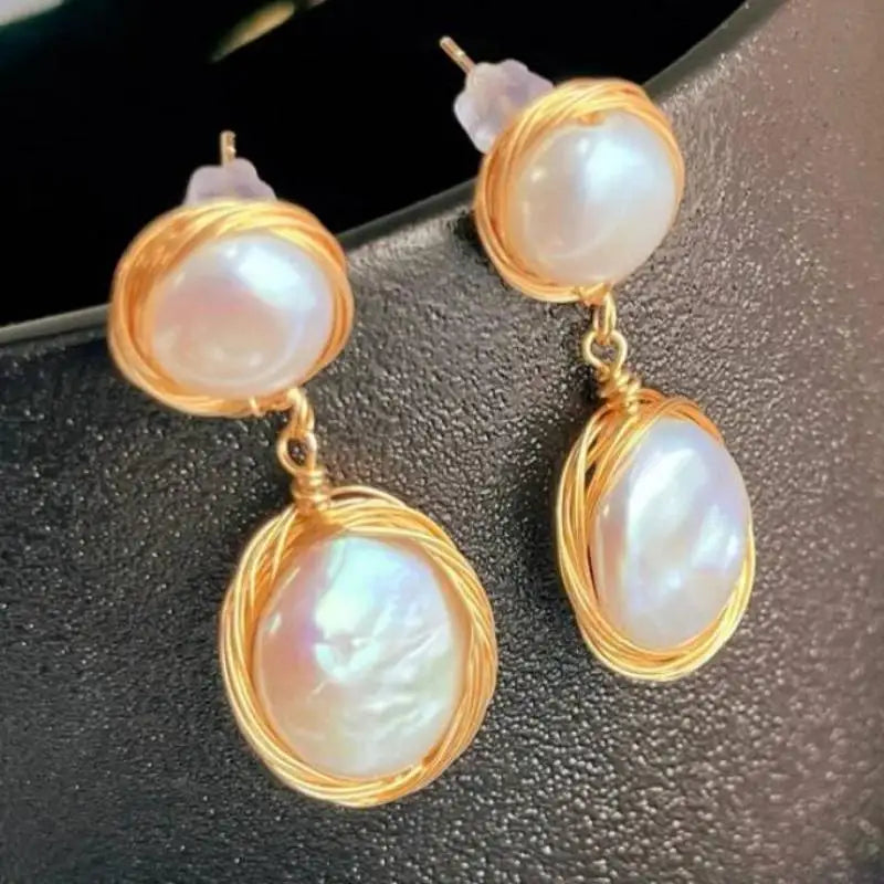 Natural white Baroque Pearl earrings pearls 18 K Silk Gold